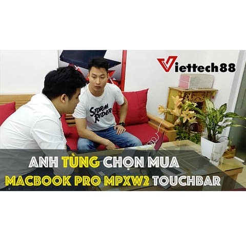 Anh Hùng mua sản phẩm Surface Pro 6