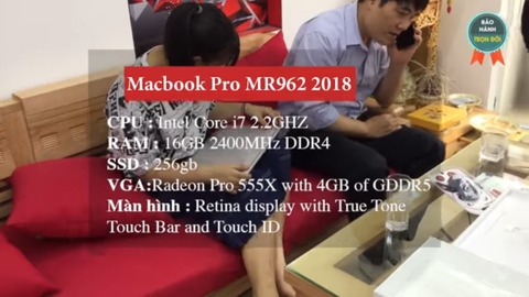 Macbook Pro 2018 MR962 - Sự lựa chọn hoàn hảo cho e gái làm đồ họa