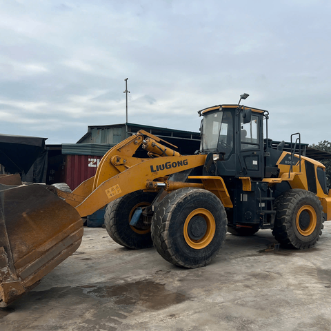 Máy xúc lật cũ Liugong CLG856H Trung Quốc gầu 4.2m3 kim phun cơ đời 2022 - GJ2214O31