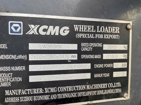 Xe xúc lật cũ kẹp gỗ XCMG LW300KN đời 2019 tay trang thủy lực giá rẻ