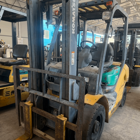 Xe nâng dầu cũ 2.5 tấn KOMATSU FD25T-15 số tự động động cơ 4D94LE nâng cao 3m đời 2003 - 575746