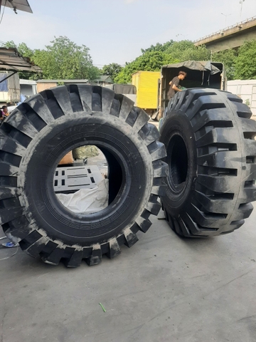 Bán Lốp Xúc Lật ARMOUR 23.5-25 L5 Bán Đặc Siêu Bền, Siêu Chịu Tải Gọi ngay 0989459456