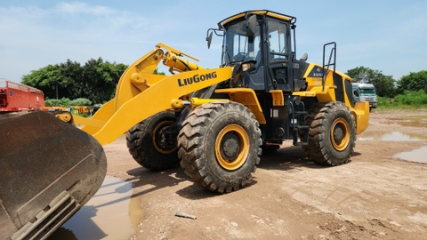 Bán Xúc Lật Cũ Liugong CLG856H Gầu 4,2 m3 Cần Dài Sản xuất 2022 Gọi ngay 0989459456