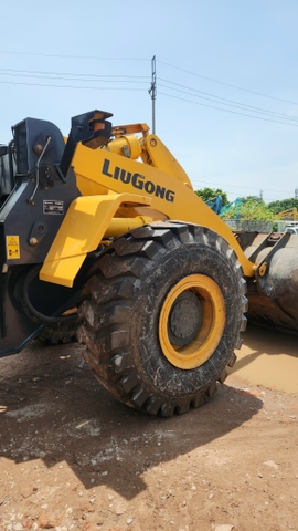 Bán Xúc Lật Cũ Liugong CLG856H Gầu 4,2 m3 Cần Dài Sản xuất 2022 Gọi ngay 0989459456