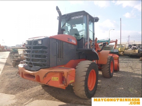 Bán xúc lật Nhật bãi Hitachi ZW140 đời 2010. Máy cực đẹp