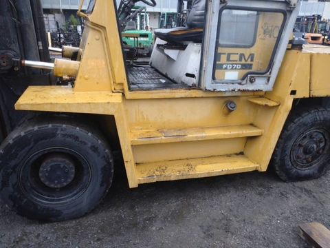 Xe nâng dầu 7 tấn TCM FD70Z7 đời 1995