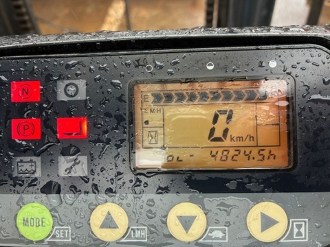 Xe nâng điện cũ ngồi lái 1.5 tấn KOMATSU FB15-12 Đời 2018 (Chạy Lướt)