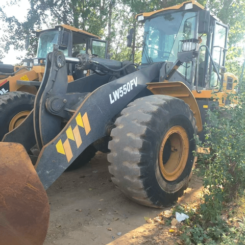 Xe xúc lật cũ gầu 3.6 m3 XCMG LW550FV bản đổ cao cần dài đời 2021 - 15077