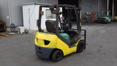 Xe nâng dầu 1.5 tấn Komatsu FD15T-20 - 661072 (Đời 2007)