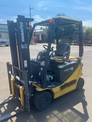 Xe nâng điện cũ ngồi lái 1.5 tấn KOMATSU FB15-12 Đời Cao 2021 (Bình Hitachi 402Ah)