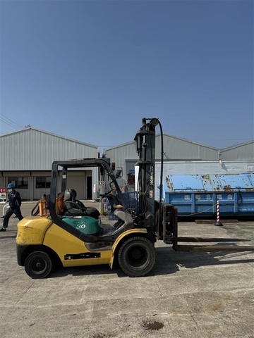 Xe nâng dầu cũ 3 tấn KOMATSU FD30T-16 Đời 2006 (Số Tự Động - Dịch Càng)