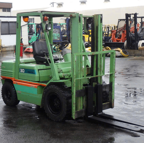 Xe nâng dầu 3 tấn Komatsu FD30-11 - 463669 (Số sàn, nâng 3m)