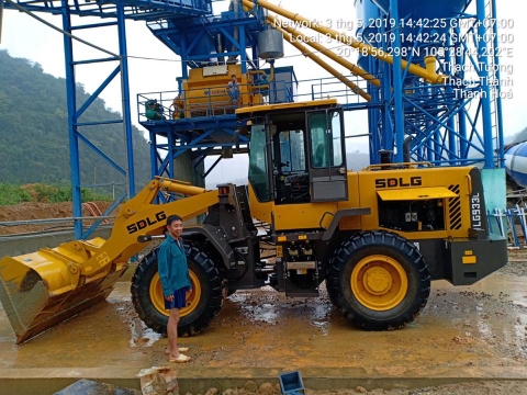 XÚC LẬT SDLG 933 CŨ GẦU 1,8 M3 ĐỜI 2019 DÙNG LƯỚT, CÒN BẢO HÀNH
