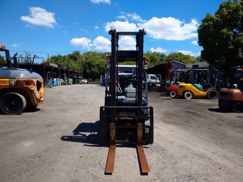 Xe nâng dầu cũ 2.5 tấn KOMATSU FD25T-16 số tự động tháp nâng cao 4m đời 2007 giá rẻ - 724425