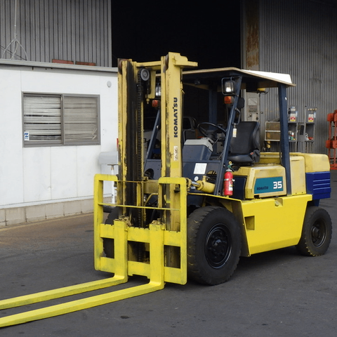 Xe nâng dầu cũ 3.5 tấn KOMATSU FD35-5 Số Tự Động (Lướt 3.187 Giờ)