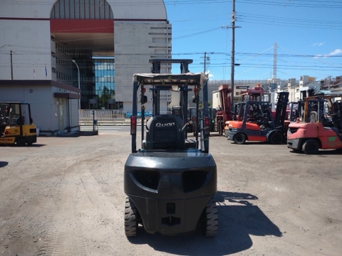 Xe nâng dầu cũ 2.5 tấn KOMATSU FD25T-16 số tự động tháp nâng cao 4m đời 2007 giá rẻ - 724425