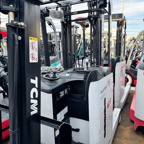 Xe nâng điện cũ đứng lái 1.5 tấn NYK FBRM15-80B-400SF Đời 2018 (Khung 4m - Có Dịch Giá)