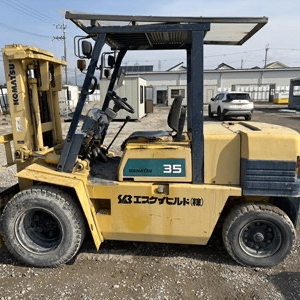 Xe nâng dầu cũ 3.5 tấn KOMATSU FD35-5 Số Sàn (Đẹp Xuất Sắc - Lướt 2.546 Giờ)