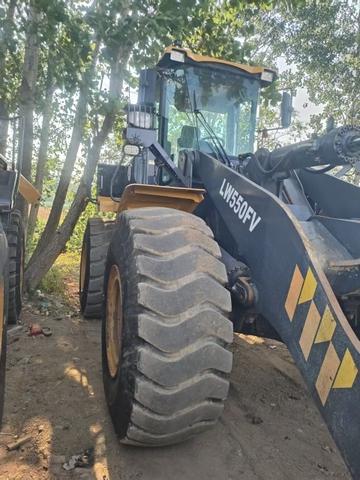Xe xúc lật cũ gầu 3.6 m3 XCMG LW550FV bản đổ cao cần dài đời 2021 - 15077