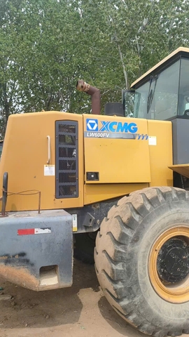 Máy xúc lật XCMG LW600FV Đời 2020 (Bản Đổ Cao - Gầu 4.5m3)