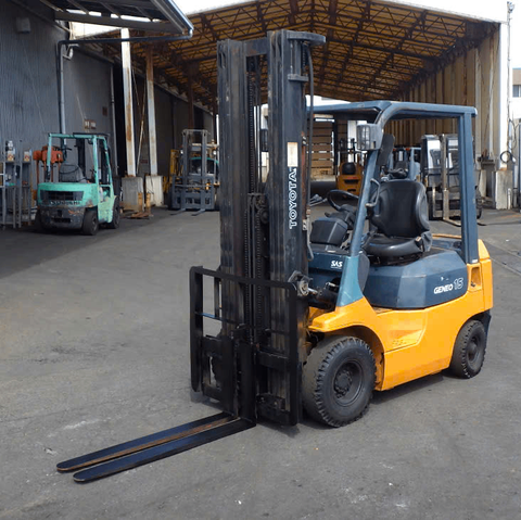 Xe nâng dầu cũ 1.5 tấn TOYOTA 7FD15 tháp 3 tầng nâng cao 5.5m dịch giá số sàn - 17733