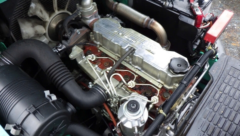 Xe nâng dầu cũ 1.5 tấn MITSUBISHI FD15T Đời Cao 2015 (Số Tự Động)