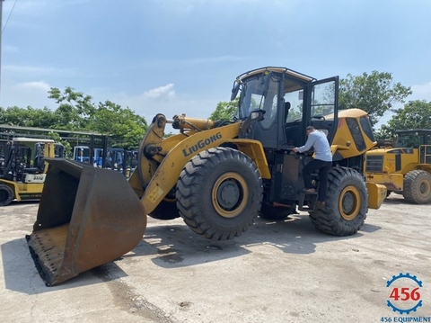 BÁN XÚC LẬT CŨ LIUGONG 855H GẦU 3,7 KHỐI (M3)