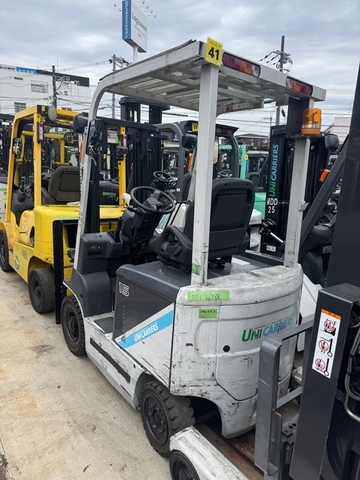 Xe nâng điện cũ ngồi lái 1.5 tấn TCM FB15-8 Đời 2014 (Giá Rẻ)