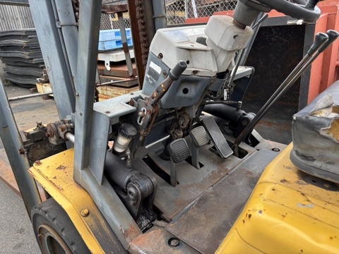 Xe nâng dầu cũ 3 tấn KOMATSU FD30-11 Đời 1990 (Số Sàn - Càng Dài 1.5m)