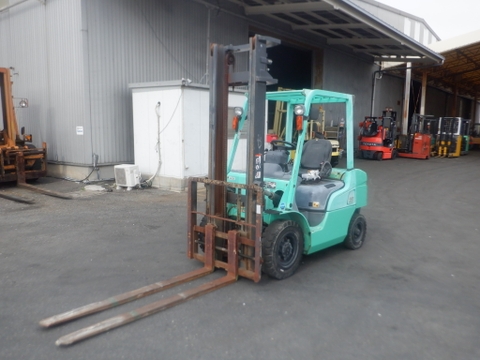 XE NÂNG DẦU MITSUBISHI FD25D F18C-72837