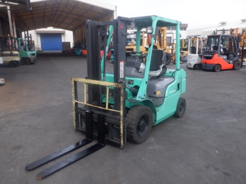 XE NÂNG DẦU MITSUBISHI FD20D F18C-20999