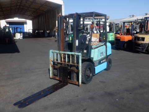 Xe nâng 2,5 giá rẻ  SUMITOMO số tự động nhập Nhật