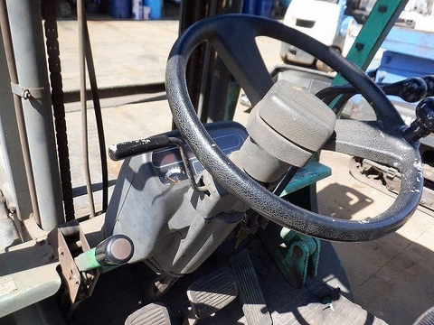 Xe nâng dầu 2 tấn Mitsubishi FD20 - Số khung F18B-5105 (Cao 4m, dịch giá)