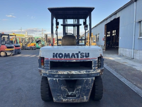 Xe nâng dầu cũ 3.8 tấn KOMATSU FD38-5 Đời 1990 (Lốp Kép - Gật Gù - Số Tự Động)