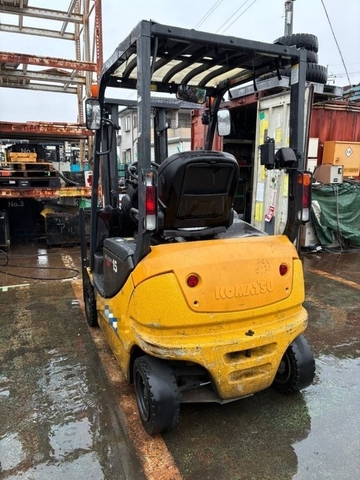 Xe nâng điện cũ ngồi lái 1.5 tấn KOMATSU FB15-12 Đời 2018 (Chạy Lướt)