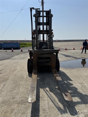 Xe nâng dầu cũ 3 tấn KOMATSU FD30T-16 Đời 2006 (Số Tự Động - Dịch Càng)