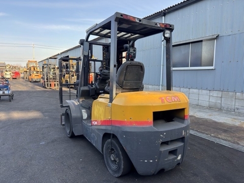 Xe nâng dầu cũ 2.5 tấn TCM FD25T3 Đời 2007 (Số Tự Động - Gật Gù)