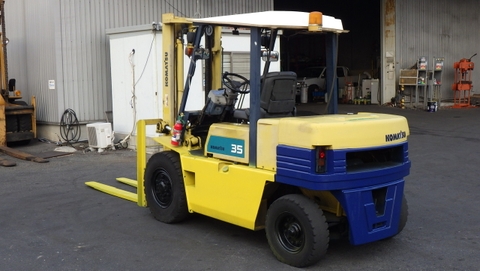 Xe nâng dầu cũ 3.5 tấn KOMATSU FD35-5 Số Tự Động (Lướt 3.187 Giờ)