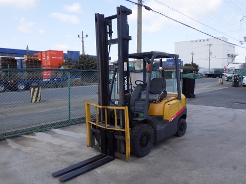 Xe nâng Nhật bãi TCM FD25C13 số sàn, dịch giá, tháp 4m Nhập Nhật cực đẹp