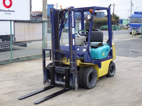 Xe Nâng 1,5 Tấn Komatsu FD15C-16 số sàn, lốp kép, dịch giá Nhập Nhật Giá tốt