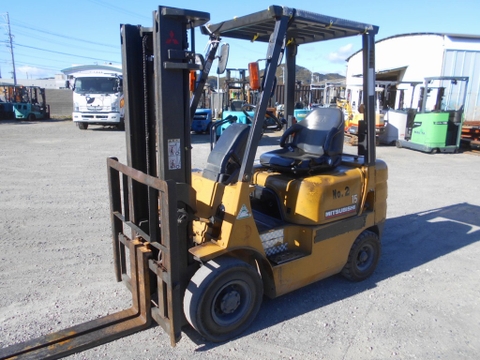 Xe Nâng 1,5 Tấn Số tự động MITSUBISHI FD15T Nhập Nhật Giá rẻ