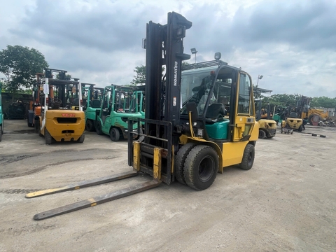 Xe nâng dầu 4,5 tấn KOMATSU FD45T-8 Kim cơ, dịch giá, nâng cao 4,5m