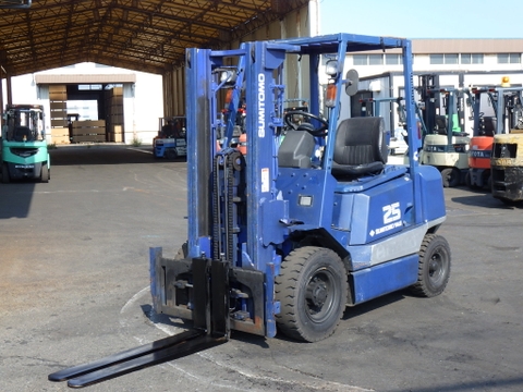 Xe nâng dầu 2,5 tấn SUMITOMO 11-FD25PVIIHA số sàn dịch giá, Nhập Nhật