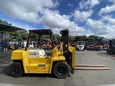 Xe nâng dầu 6 tấn TCM FD60Z7 số tự động dịch giá cực chất