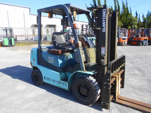 Xe nâng Nhật bãi 2,5 tấn Sumitomo dịch càng đời 2014, chạy lướt