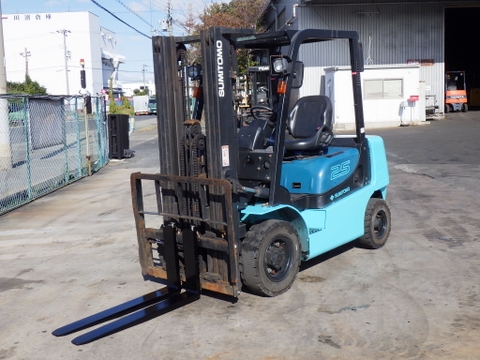 Xe nâng 2,5 tấn chui cont 3 ty 3 lao nâng cao 4,5 m dịch giá SUMITOMO 11FD25PAXI98D