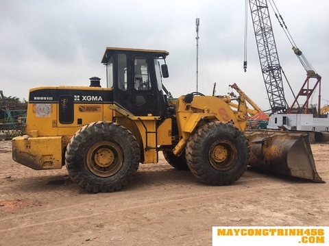 Cho thuê máy xúc lật gầu 3 m3