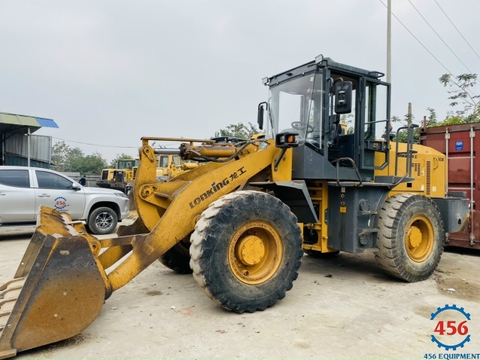 BÁN MÁY XÚC LẬT CŨ LONKING 833 GẦU 1,7 M3