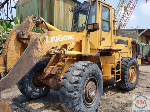 BÁN XÚC LẬT LIUGONG ZL30E CŨ ĐỜI 2010