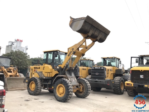 BÁN MÁY XÚC LẬT CŨ SDLG L936 GẦU 2.2 M3